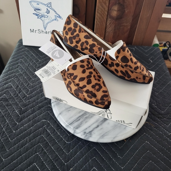 a new day Shoes - NWT Leopard Flats 8